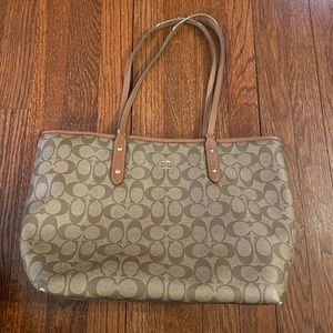 Coach Brown Shoulder Bag